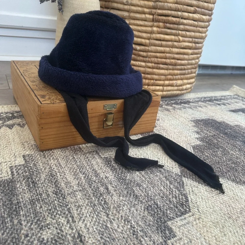 Vintage Women’s Navy Plush Winter Bucket Hat with Ear Protection Scarf Like Ties